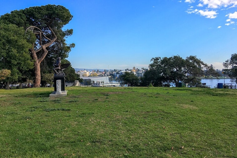 Bay Breezes Batter Oakland, Balmy Sunshine on Deck by Sunday