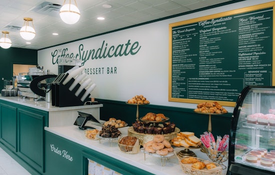 Behind Gatlinburg’s Coffee Counter, A Secret Gatsby Bar Comes Alive After Dark