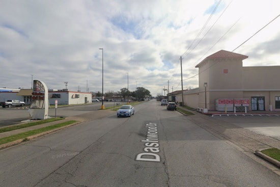 Bellaire Blvd Dine-and-Dash Turns Violent as Cops Hunt Five Suspects