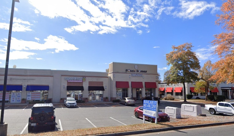 Beloved Banh Mi Spot 1368 Sweet Corner Cafe Targets Students With New University City Outpost