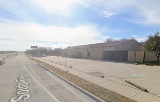 Beloved Chadra Mezza Stages South Fort Worth Comeback Near JPS Hospital