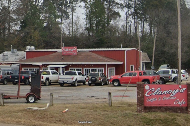 Beloved Red Banks BBQ Joint Sells in a Flash, Shutters After 15 Years