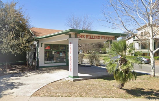 Beloved Southtown Gas-Station Bar Pulls the Plug After Nearly 15 Years