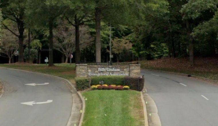 Billy Graham Groups Dish Free Lunches To Furloughed Feds In Carolinas