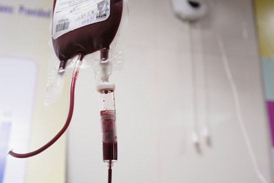 Blood Donors Kept This Metro Atlanta Student Alive In Pandemic Ordeal