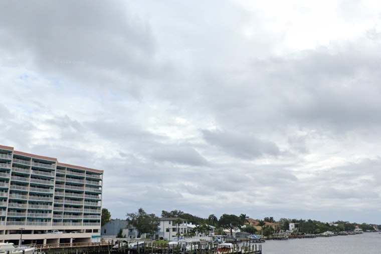 Blustery Bay Day, Tampa Winds Put Small Boats On Notice
