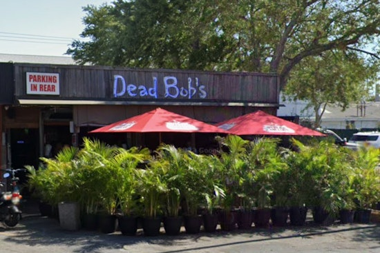 Bob's Side Piece Sneaks DeLosa's Slices Back Into West St. Pete
