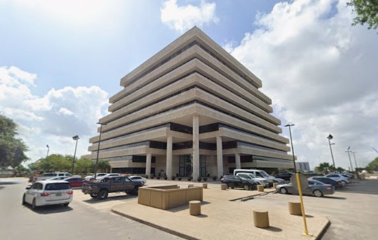 Border Blitz, Feds Dump 250 New Immigration Cases on West Texas Courts in a Week