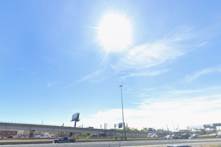 Boston Pops Into the 60s Before a Soggy Reality Check