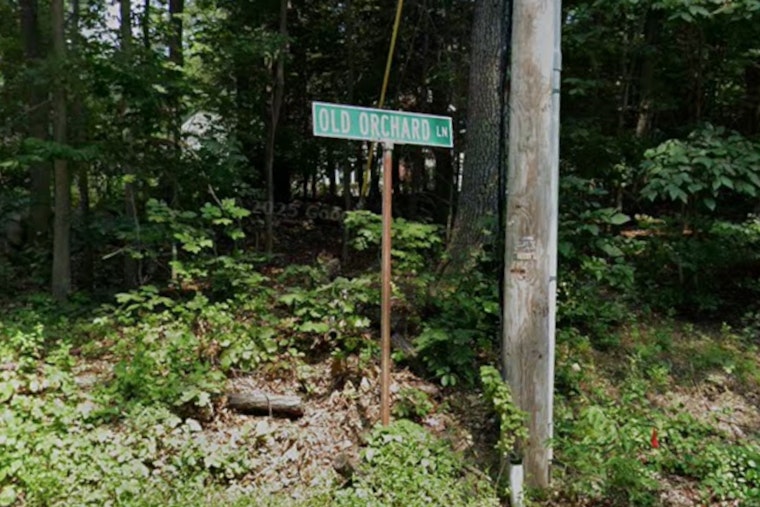 Boxborough Blaze Guts Old Orchard Lane Home, Family Escapes With Singed Hair