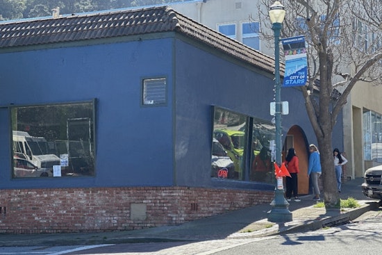 Brisbane’s Parlour House Quietly Opens, Lunchtime Crowd Fills Visitacion
