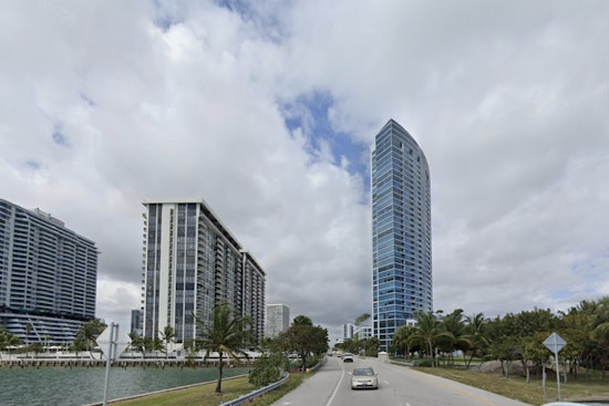 Brisk March Chill Whips Miami Beaches With Rough Surf