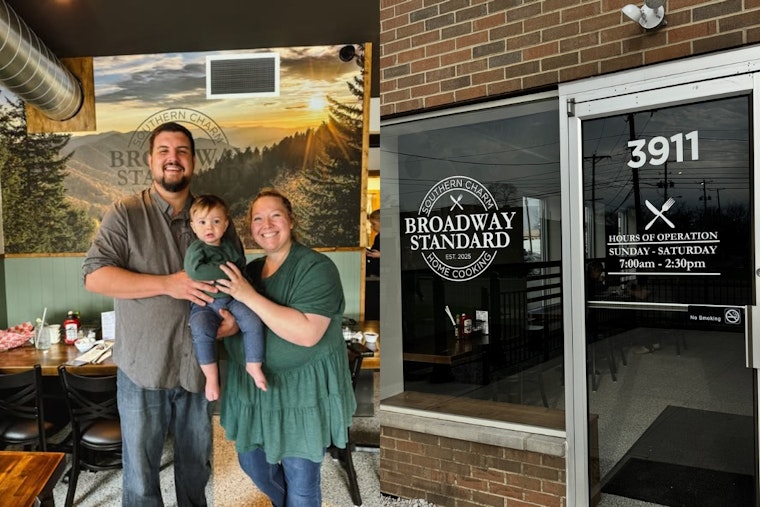 Broadway Standard Serves Up Southern Comfort In Grove City Town Center