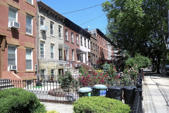 Brooklyn B61 Beatdown: 78-Year-Old Rider Attacked on Midday Carroll Gardens Run