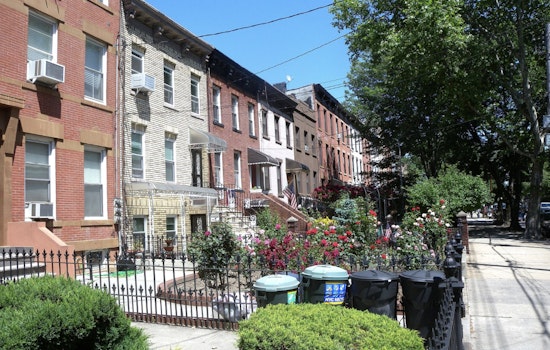 Brooklyn B61 Beatdown: 78-Year-Old Rider Attacked on Midday Carroll Gardens Run