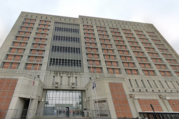 Brooklyn Jail Guard Indicted in MDC Sex-Abuse Case