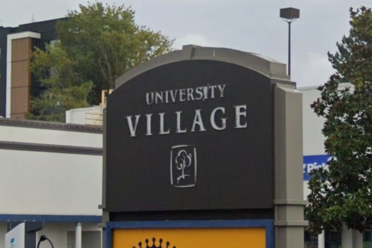 Brooks Sprints Into U Village, Snags Eddie Bauer’s Old Spot