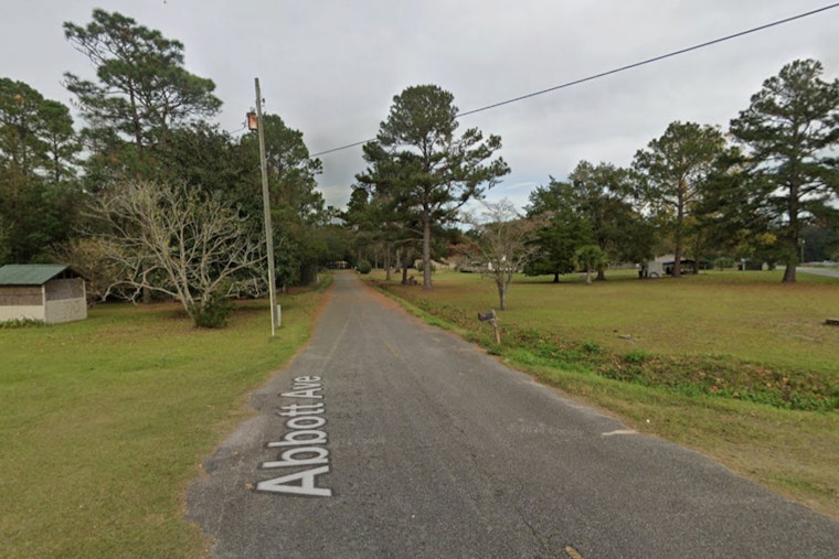 Brunswick Block Shaken As Cops Hunt Killer In Abbott Avenue Assault