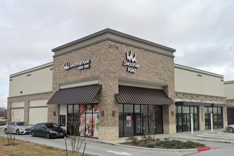 Burgers Go Big As Five Guys Fires Up Grills At Manvel Town Center