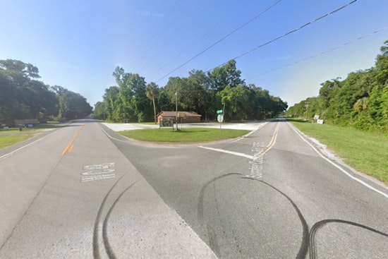 Bushnell 24-Year-Old Killed After Late-Night Slam Into Tree