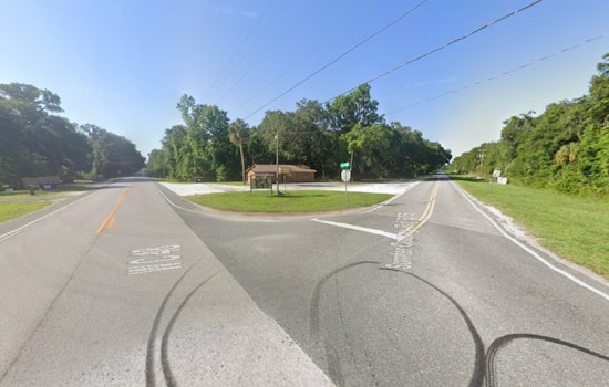 Bushnell 24-Year-Old Killed After Late-Night Slam Into Tree