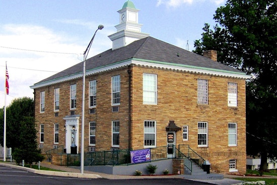 Byrdstown Courthouse Swings Open As Severe Storms Bear Down
