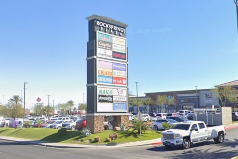 California Poke Chain Plots Summerlin Debut At Rocksprings Plaza