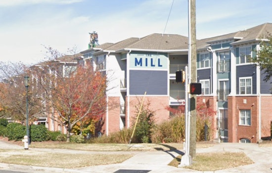 Campus Housing Chaos, UNC Charlotte Renters Left Stranded As Leasing Offices Go Dark