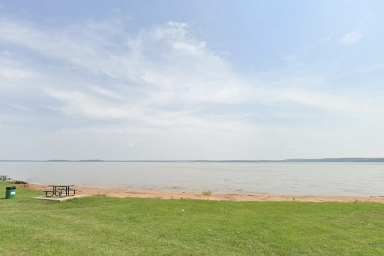 Canadian Teen’s Paddleboard Outing Turns Tragic On Lake Eufaula