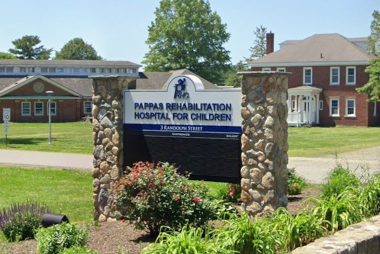 Canton Hospital Staff Rebel With No-Confidence Vote In Health Chief