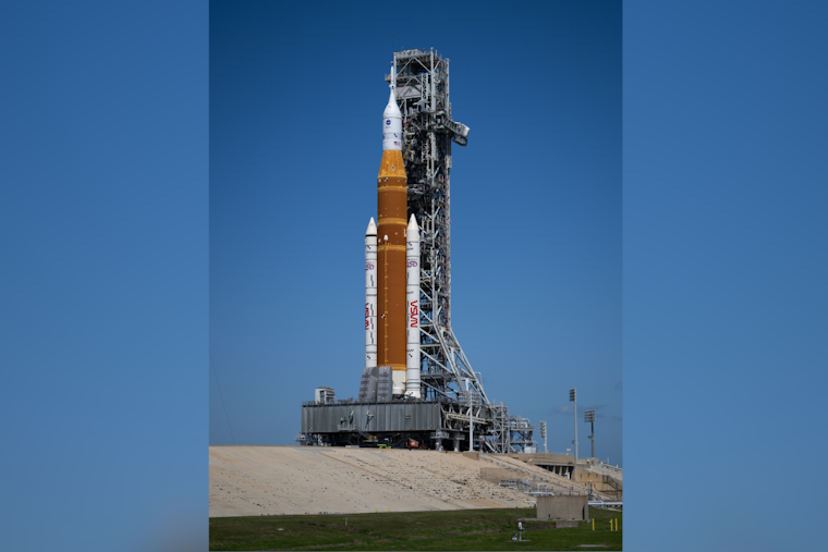 Cape Canaveral Moonshot Races Ahead As Coast Guard Works Without Pay