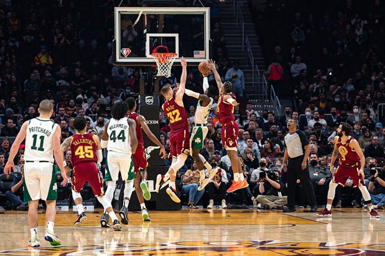 Cavs' Bizarre Injury Curse Leaves Playoff Hopes on Shaky Ankles