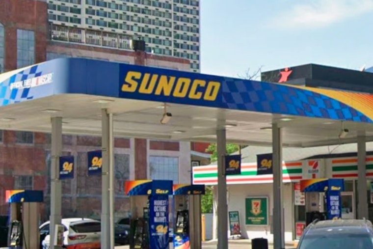 Center City Gas Hustle Leaves Drivers Holding the Bag