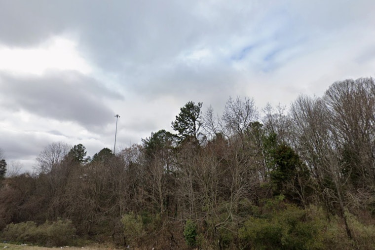 Charlotte Shivers As Drizzly Monday Tries A Comeback