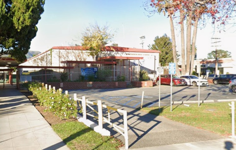 Chatsworth Parents Pull Kids From Classrooms Over Mold