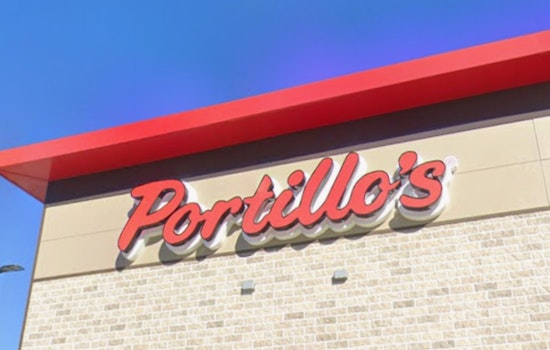Chicago Hot Dog Icon Finally Cracks Dallas City Limits Near Galleria