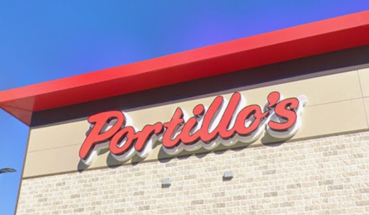 Chicago Hot Dog Icon Finally Cracks Dallas City Limits Near Galleria