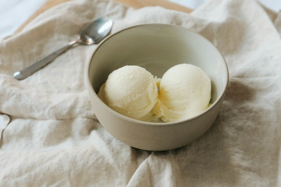 Chicago Vanilla Lovers Hit With Egg-Allergy Shock In Ice Cream Recall