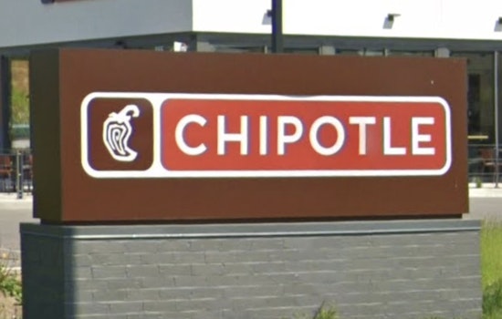 Chipotle Rolls Into Olympia Fields, Spicing Up Oconomowoc’s Dining Scene
