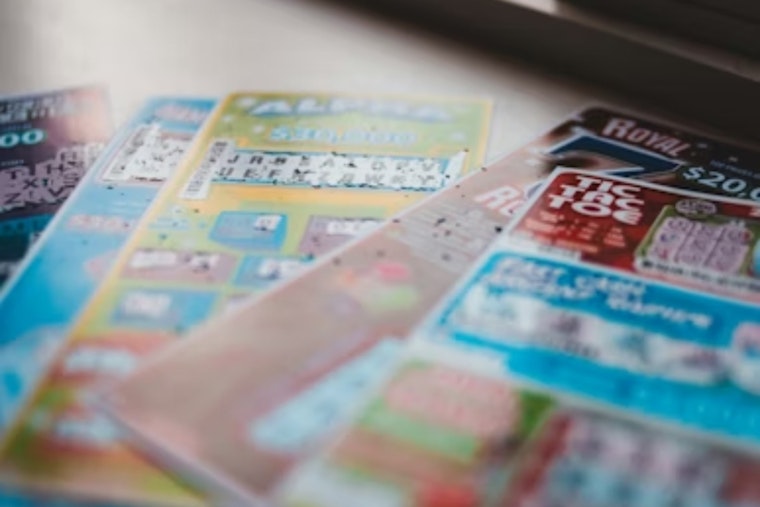Cincinnati Gas Stop Guy Snags $150K Payday From $5 Scratch-Off