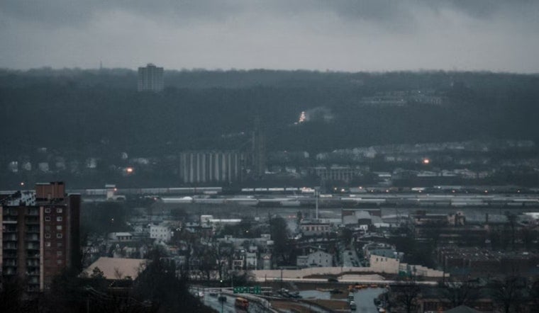 Cincinnati Wind Wallops Commute As Snow Crashes The Party