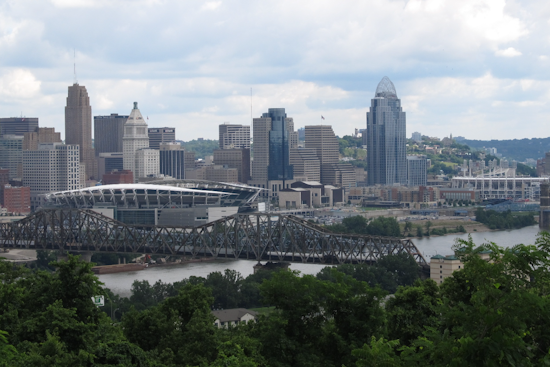 Cincy Wakes Up Warm as Midweek Storms Take Aim at the Queen City