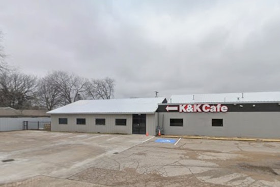 Cinnamon Rolls And Roller Skates: White Settlement Cafe Packs Them In