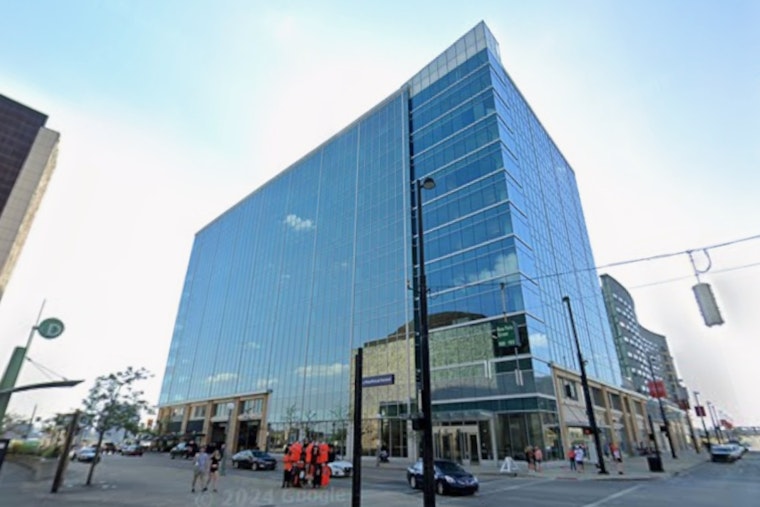 Colliers Ditches Fountain Square For Riverfront Digs At The Banks