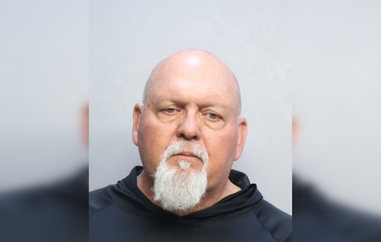Cops Collar Miami Senior Over Explicit Texts To Girl, 15