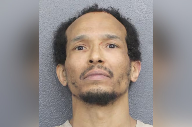 Cops, Fort Lauderdale Man Busted for Backyard Stabbing of Neighbor’s Dog