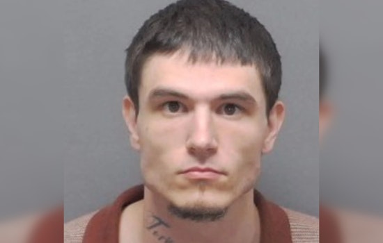 Cops Hunt San Antonio Man Accused Of Choking Woman And Faking 911 Call