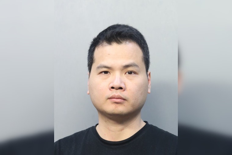 Cops Nab New York ‘High Roller’ In $90K Aventura Mall Luxury Scam Bust