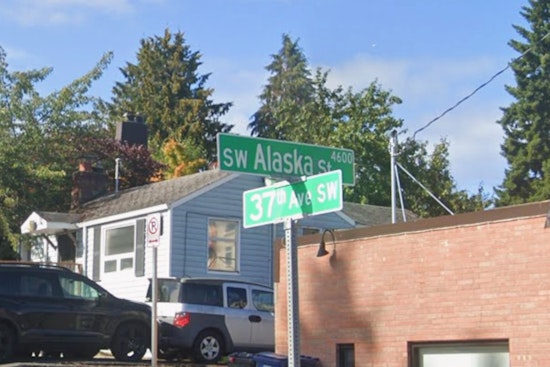 Crowbar Chaos In West Seattle Triangle Leaves Three Hurt Near Alaska Street