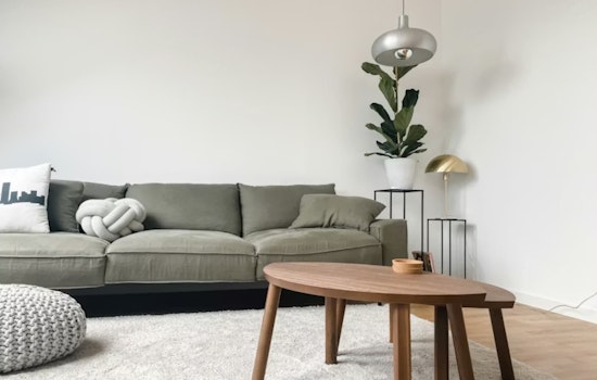Dallas Ditches McMansions For Cozy Nooks And Charged-Up Cribs